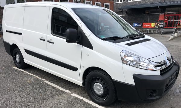 Ein Citroen Jumpy Baujahr aus gewerblicher Nutzung